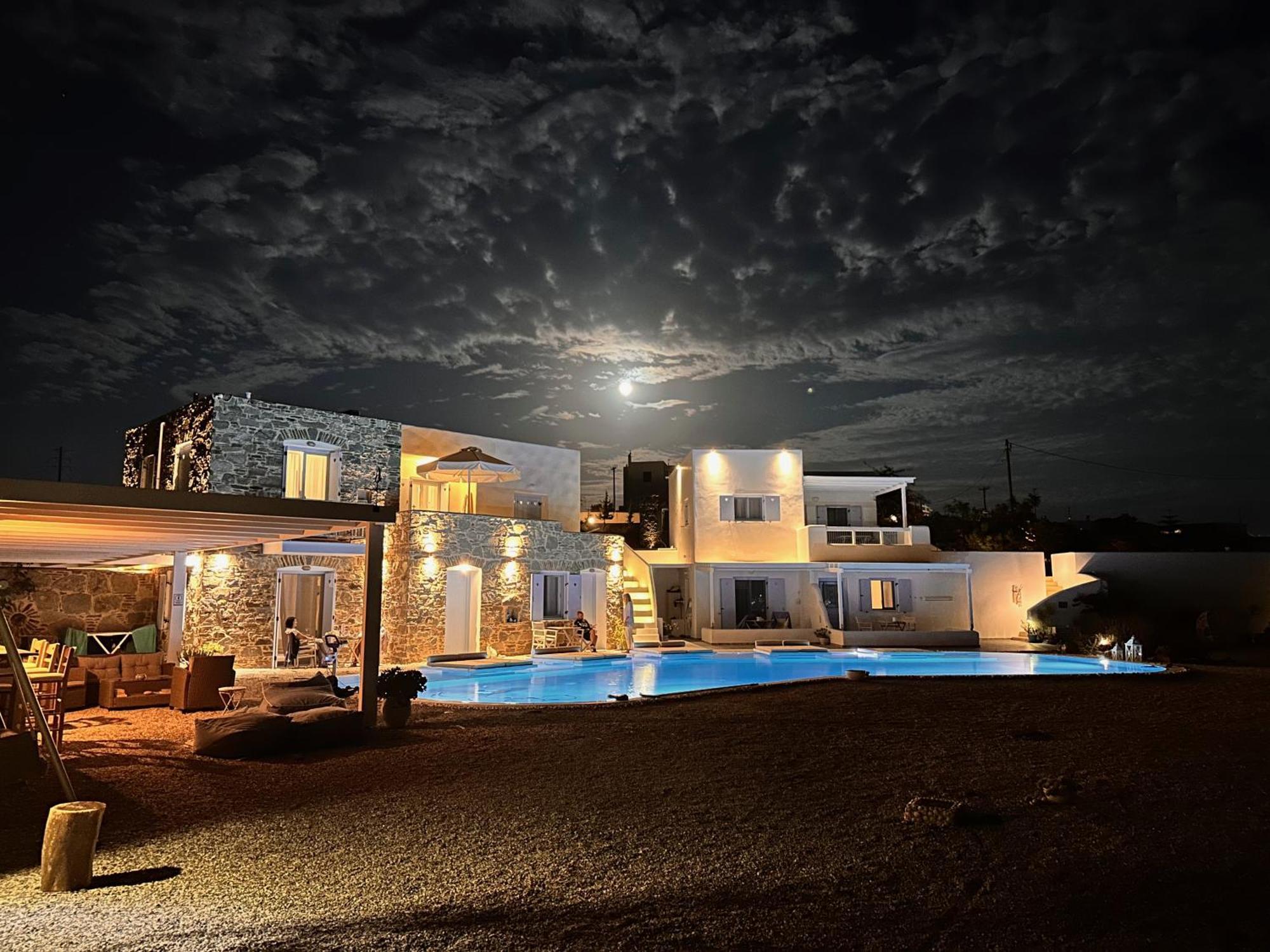 Blu Suites&Studios Adamantas  Exterior foto